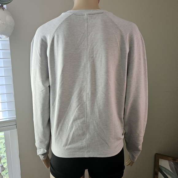 Lululemon Athletica tuck and gather gray pullover sweater top crew neck - Picture 8 of 12